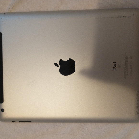 IPad 3rd generation - Picture 3 of 8